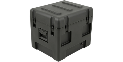 SKB 3R-2016-17 rSeries Waterproof Case (closed angled view)