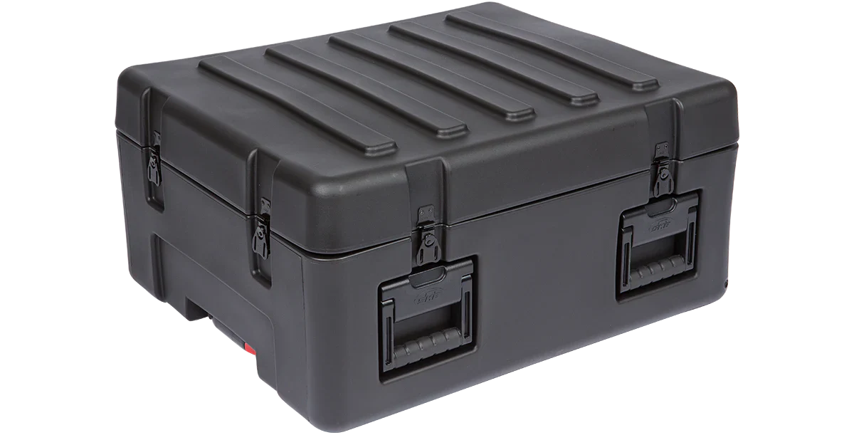 SKB 3R-2621-10 rSeries Waterproof Case (closed angled view)