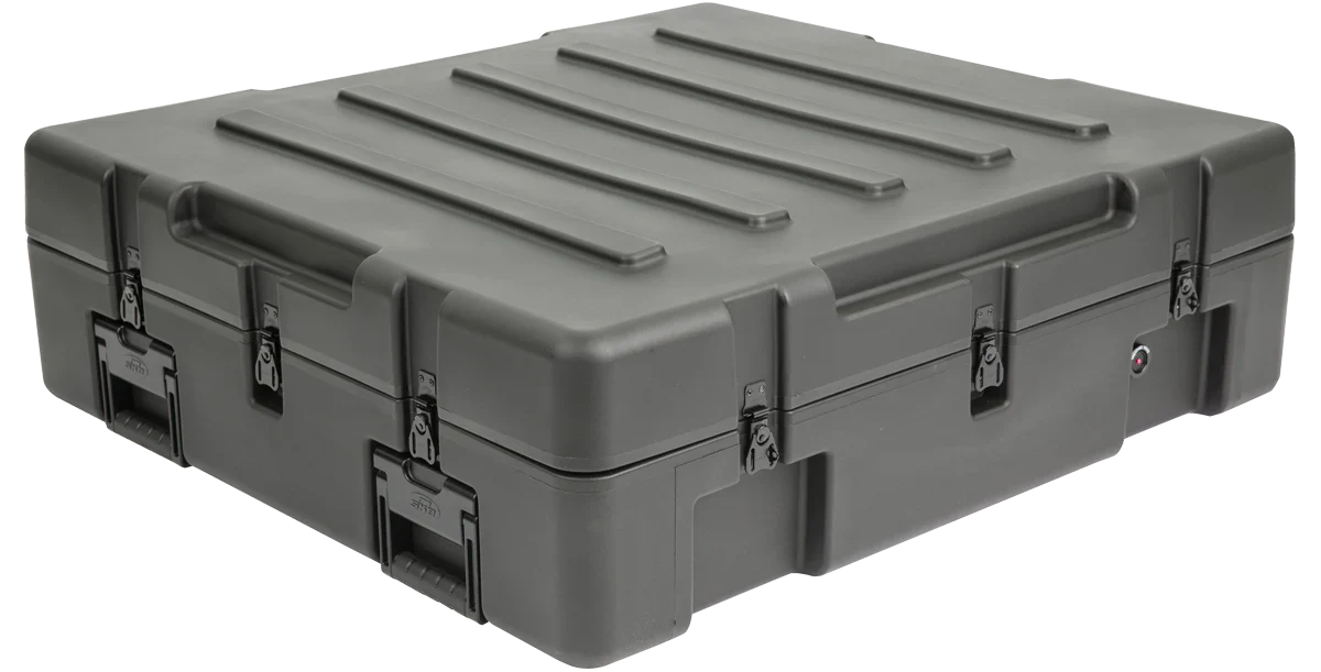 SKB 3R-3633-9 rSeries Waterproof Case (closed angled view)
