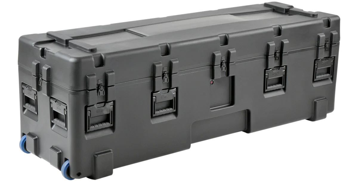 SKB 3R-6820-20 rSeries Waterproof Case (closed angled view)