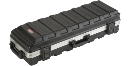 SKB vSeries 3611 Case (closed angled view)
