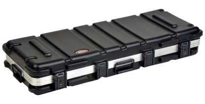 SKB vSeries 4316W Case (closed angled view)