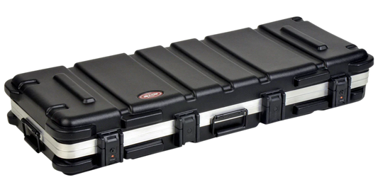 SKB vSeries 4316W Case (closed angled view)