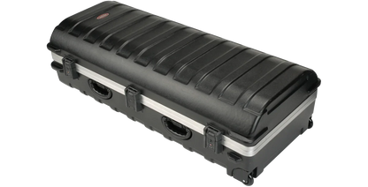 SKB vSeries 5020W Case (closed angled view)