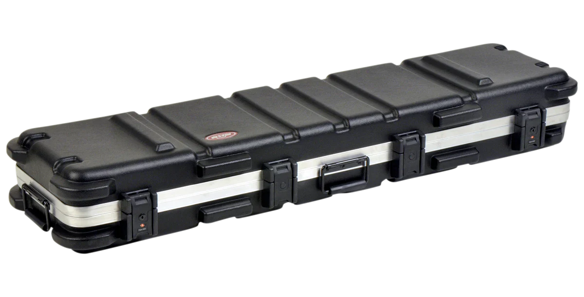 SKB vSeries 5211W Case (closed angled view)